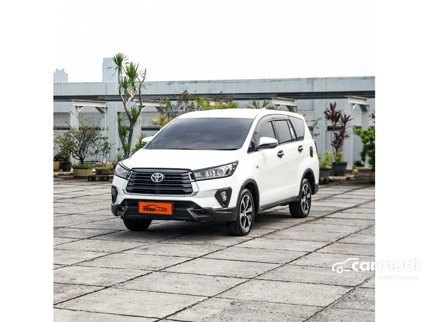 2022 Toyota Kijang Innova V MPV