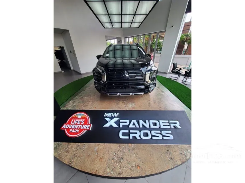 Jual Mobil Mitsubishi Xpander 2024 CROSS Premium Package 1.5 di DKI Jakarta Automatic Wagon Hitam Rp 277.700.000