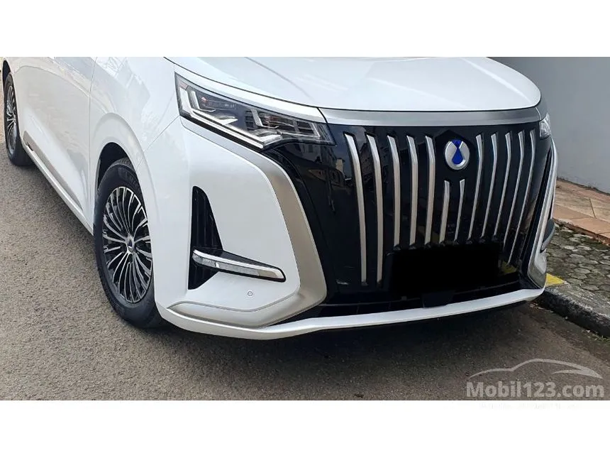 2024 Denza D9 Advanced MPV