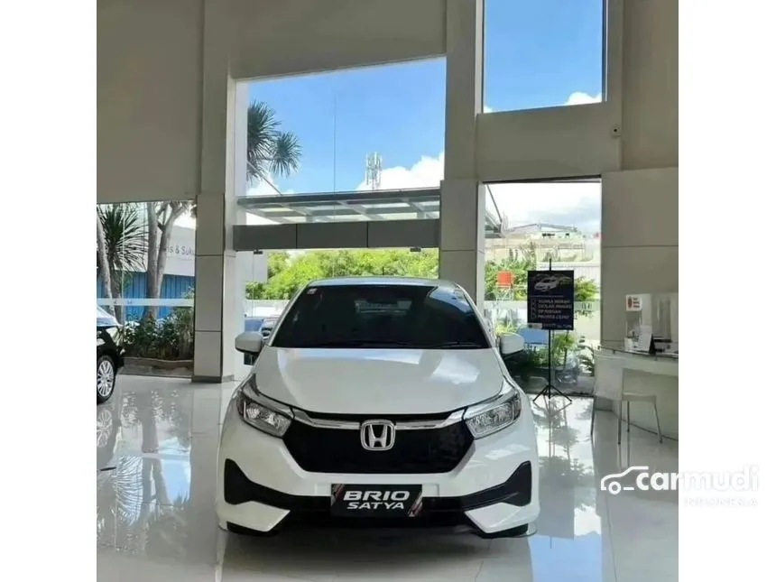 Jual Mobil Honda Brio 2024 E Satya 1.2 di Jawa Timur Automatic Hatchback Putih Rp 190.800.000