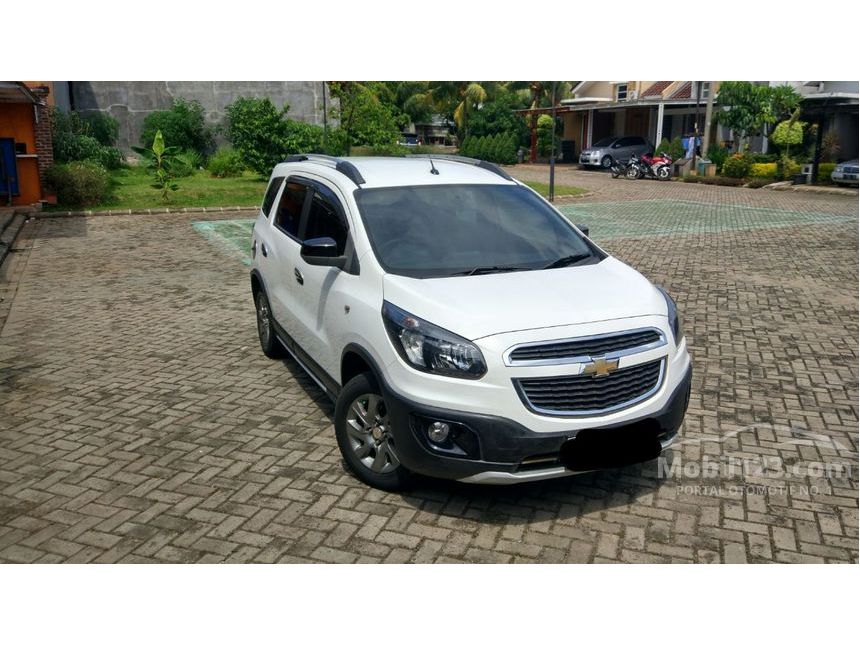 Jual Mobil  Chevrolet  Spin  2014 ACTIV  1 5 di Jawa Barat 