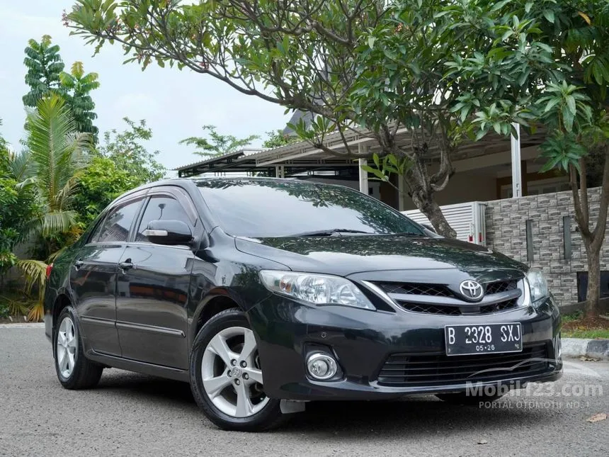 Jual Mobil Toyota Corolla Altis 2011 V 2.0 di DKI Jakarta Automatic Sedan Hitam Rp 135.000.000