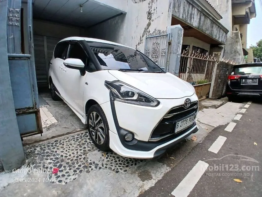 Jual Mobil Toyota Sienta 2017 Q 1.5 di DKI Jakarta Automatic MPV Putih Rp 177.000.000