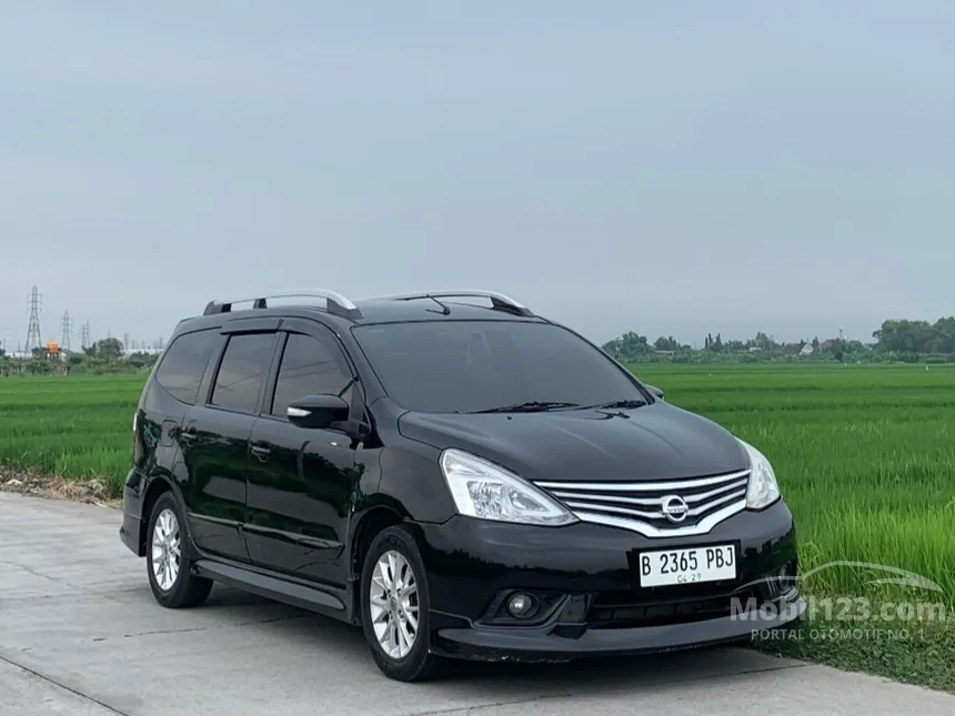 Jual Mobil Nissan Grand Livina 2014 Highway Star 1.5 di Jawa Timur Automatic MPV Hitam Rp 114.000.000