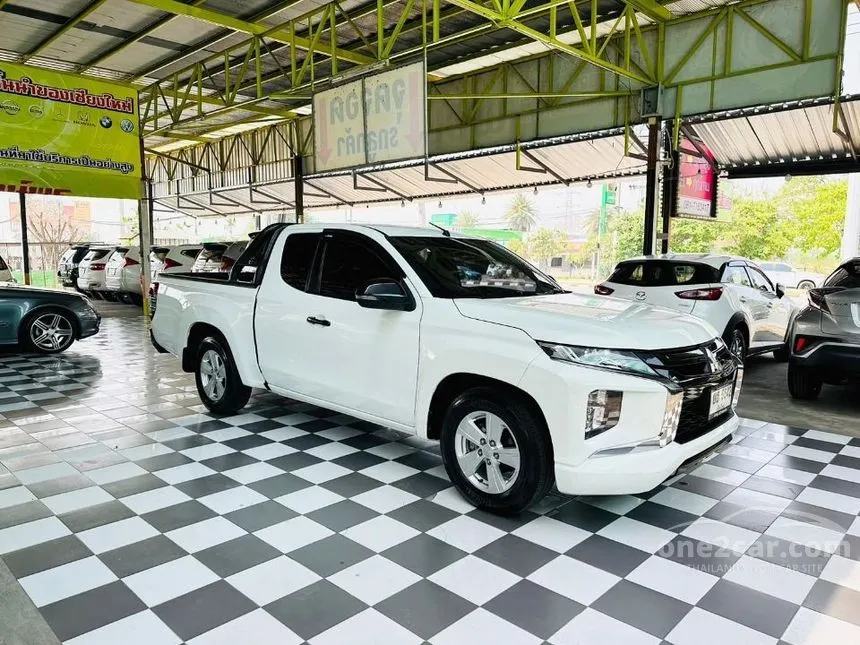 2022 Mitsubishi Triton GLX Pickup