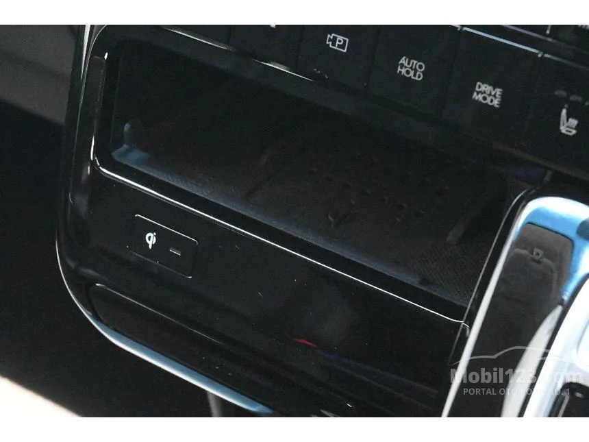 2021 Hyundai Staria Signature 7 MPV