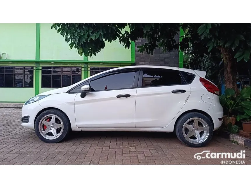 2014 Ford Fiesta Trend Hatchback