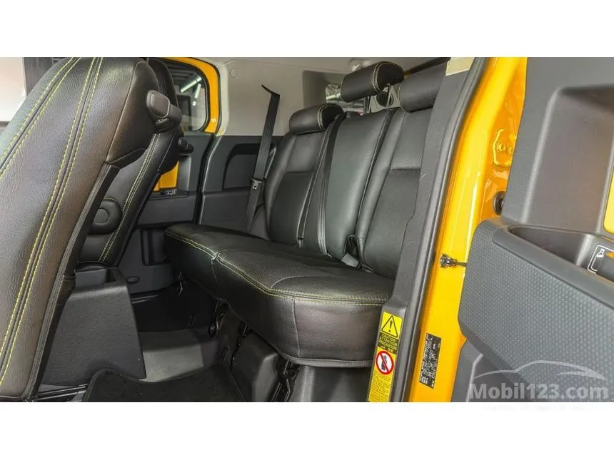 2017 Toyota FJ Cruiser SUV