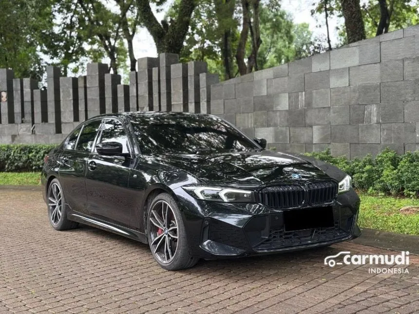 2023 BMW 330i M Sport Pro Sedan