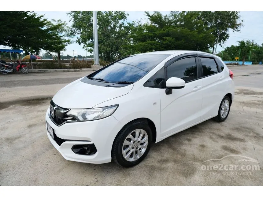 2017 Honda Jazz V i-VTEC Hatchback