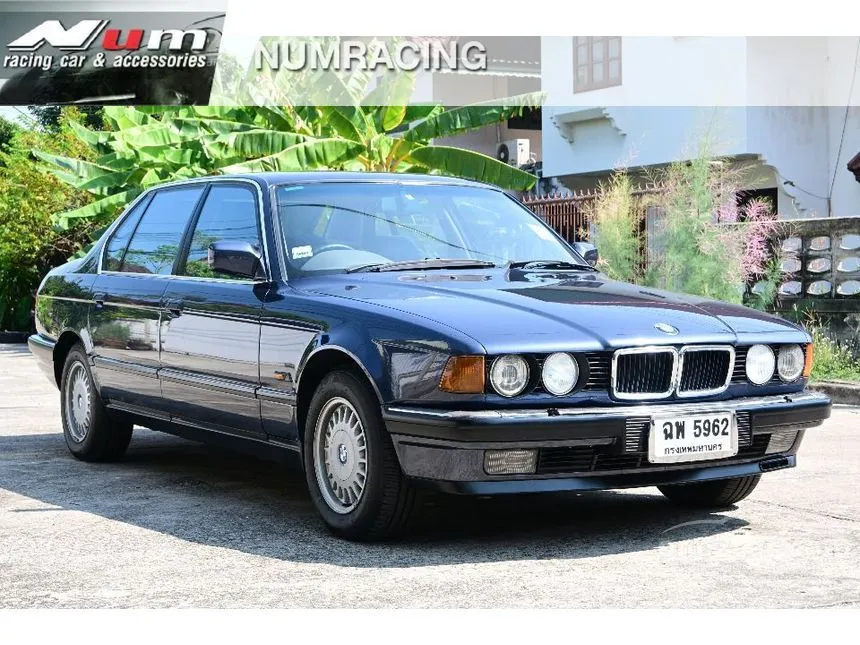 1992 BMW 730i Sedan