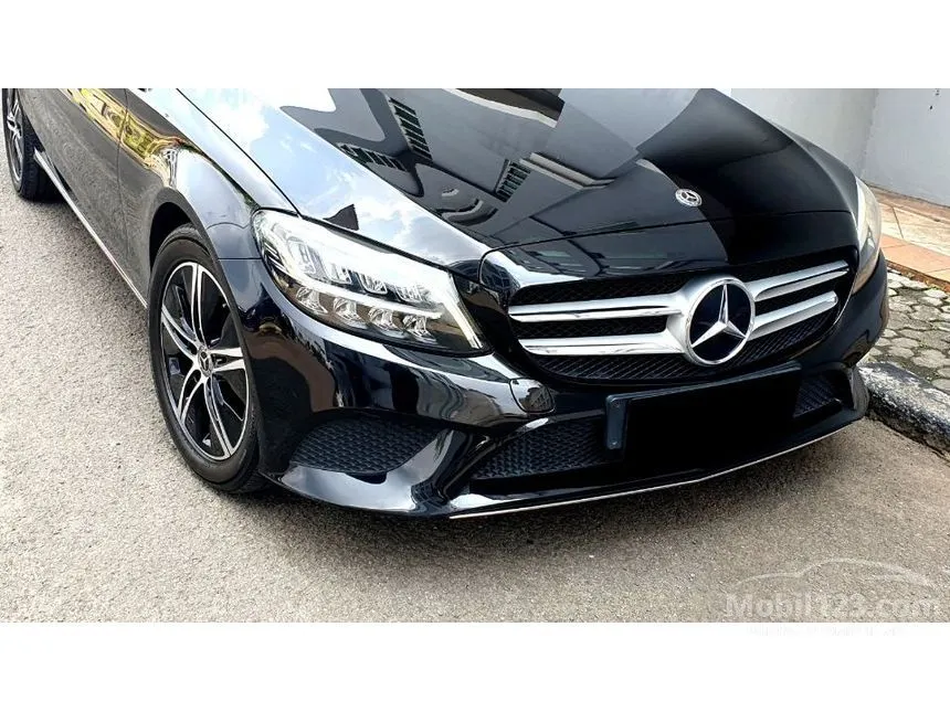 2019 Mercedes-Benz C180 Avantgarde Line Sedan