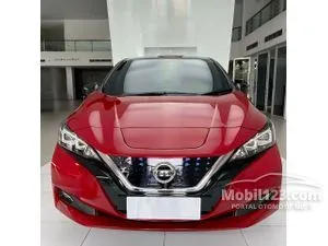 2022 Nissan Leaf (2 Tone) Hatchback