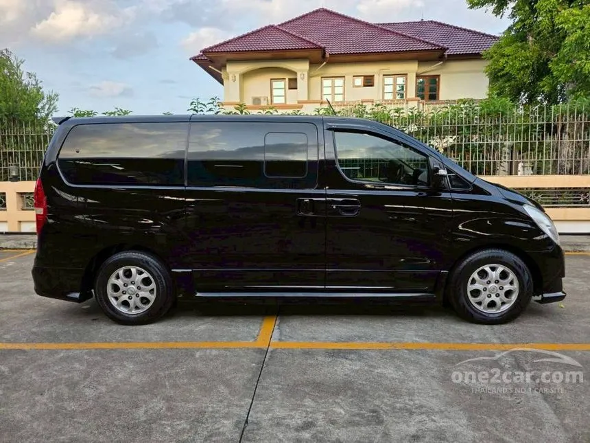 2010 Hyundai H-1 Maesto Deluxe Van