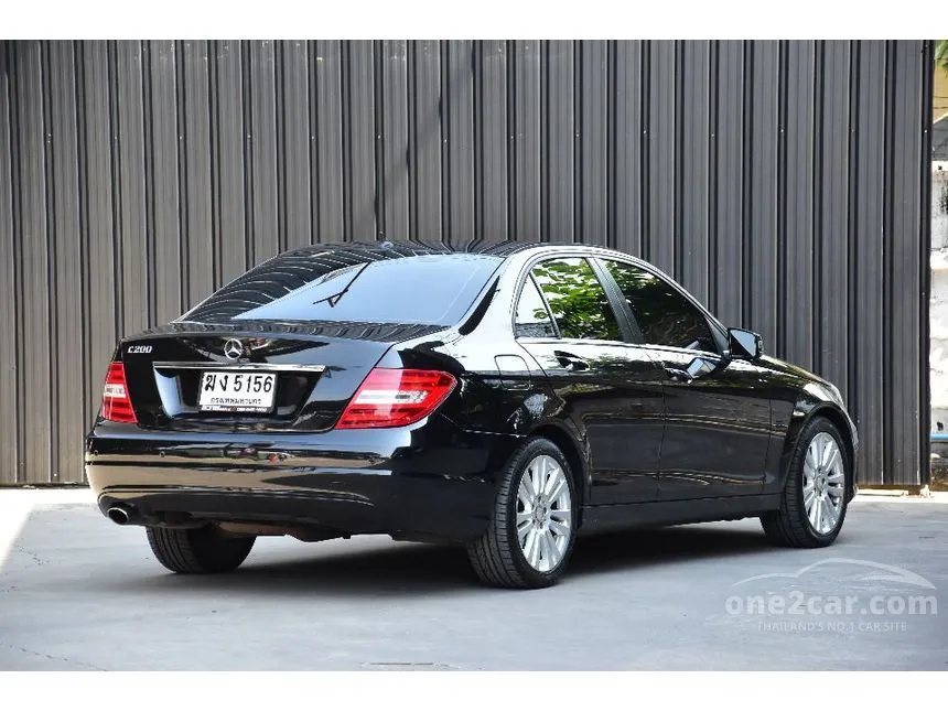 2014 Mercedes-Benz C200 CGI BlueEFFICIENCY Sedan
