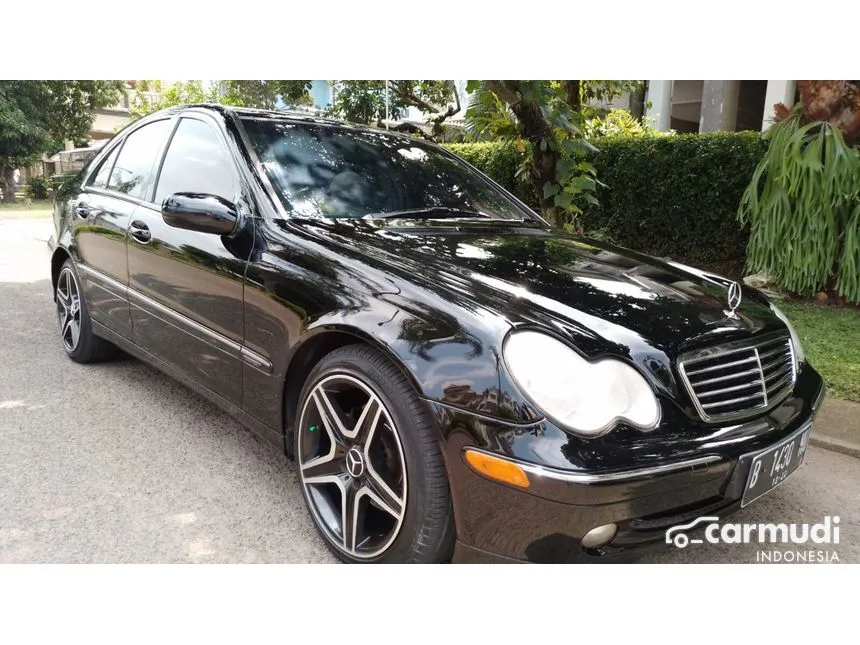 2003 Mercedes-Benz C270 CDI Avantgarde Sedan