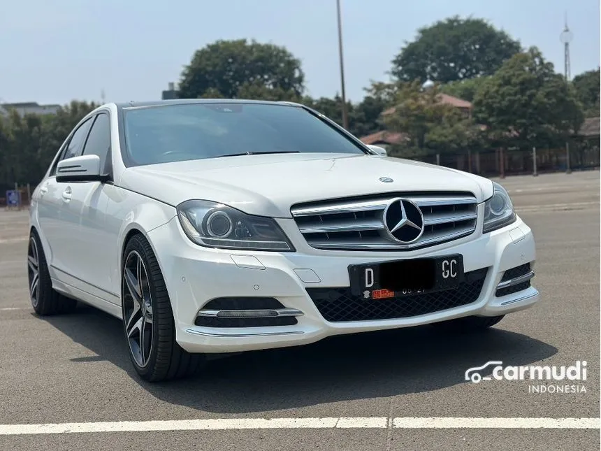 2013 Mercedes-Benz C300 Avantgarde Sedan