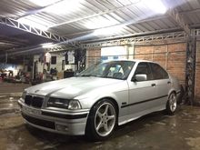 1995 BMW 320i 2.0 2.0 Manual Sedan
