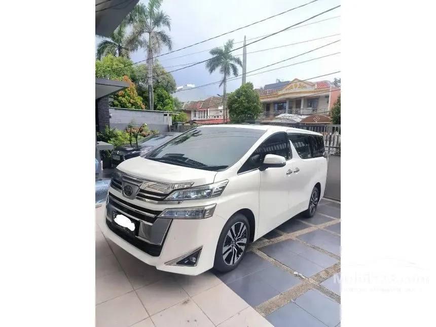 Jual Mobil Toyota Vellfire 2021 G 2.5 di Sumatera Utara Automatic MPV Putih Rp 885.000.000