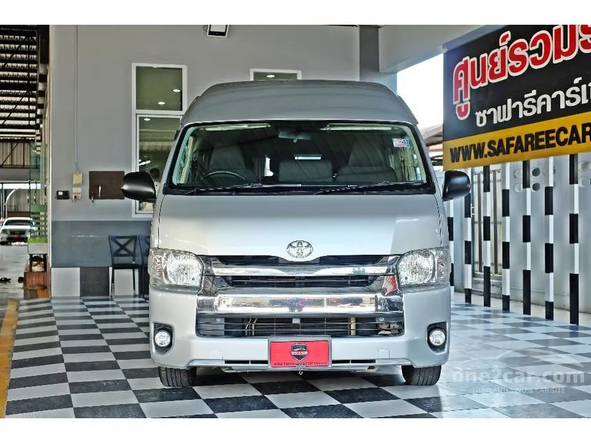2022 Toyota HIACE D4D Van
