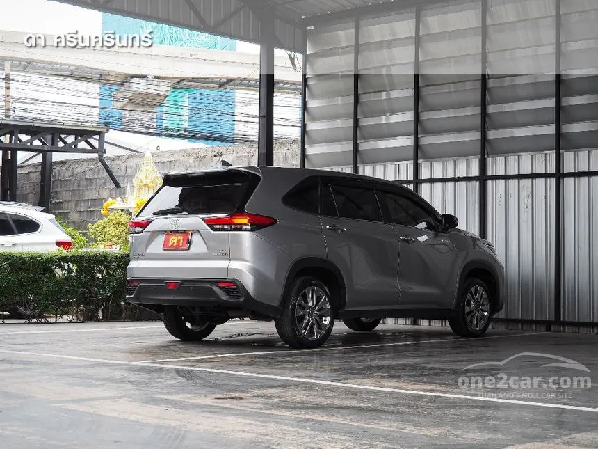 2024 Toyota INNOVA Zenix HEV Premium Wagon