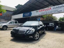 Mercy / mercedes benz E300 th 2010 avatgarde panoramic low km