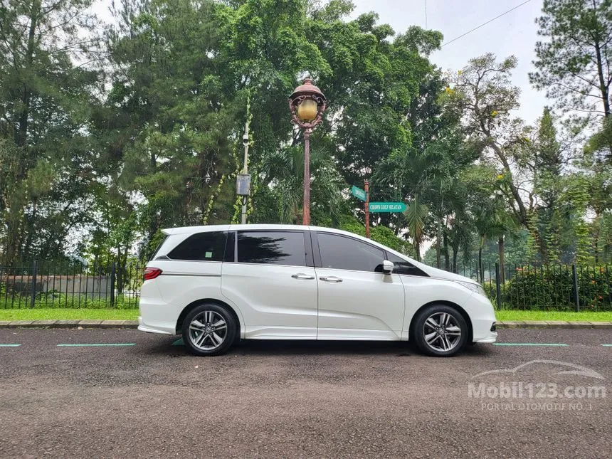 Jual Mobil Honda Odyssey 2018 Prestige 2.4 2.4 di Banten Automatic MPV Putih Rp 385.000.000