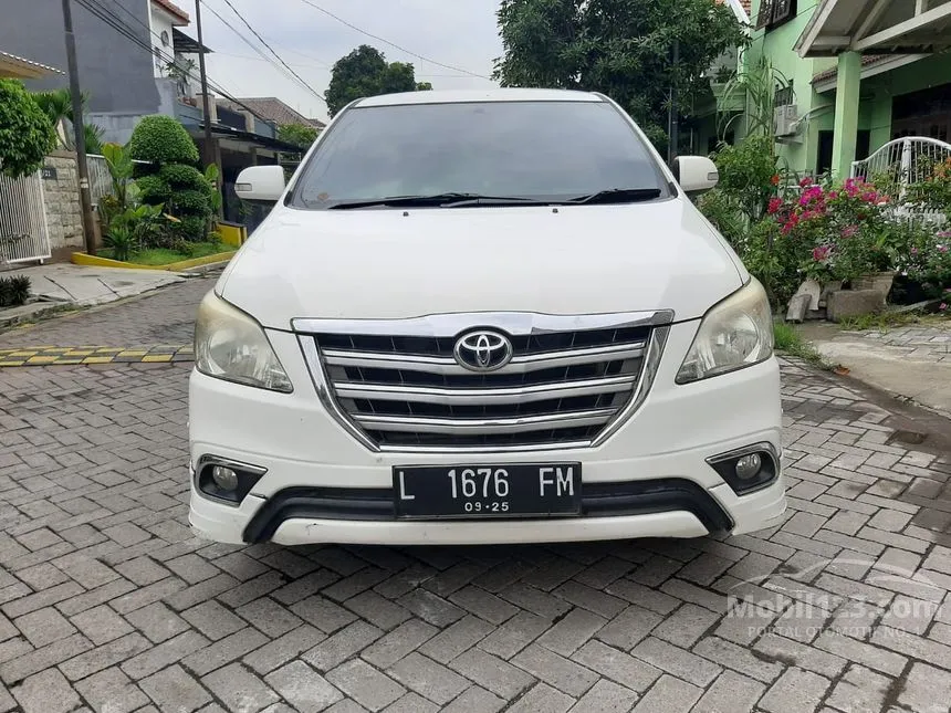Jual Mobil Toyota Kijang Innova 2015 V Luxury 2.0 di Jawa Timur Automatic MPV Putih Rp 192.000.000