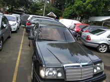 1986 Mercedes-Benz 300E 3.0 W124 L6 3.0 Manual Sedan