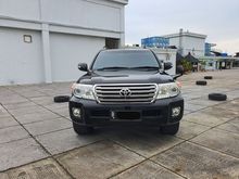 2010 Toyota Land Cruiser 4.6 ZX SUV hitam siap pakai