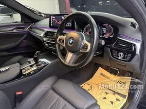 2023 BMW 520i 2.0 M Sport Sedan