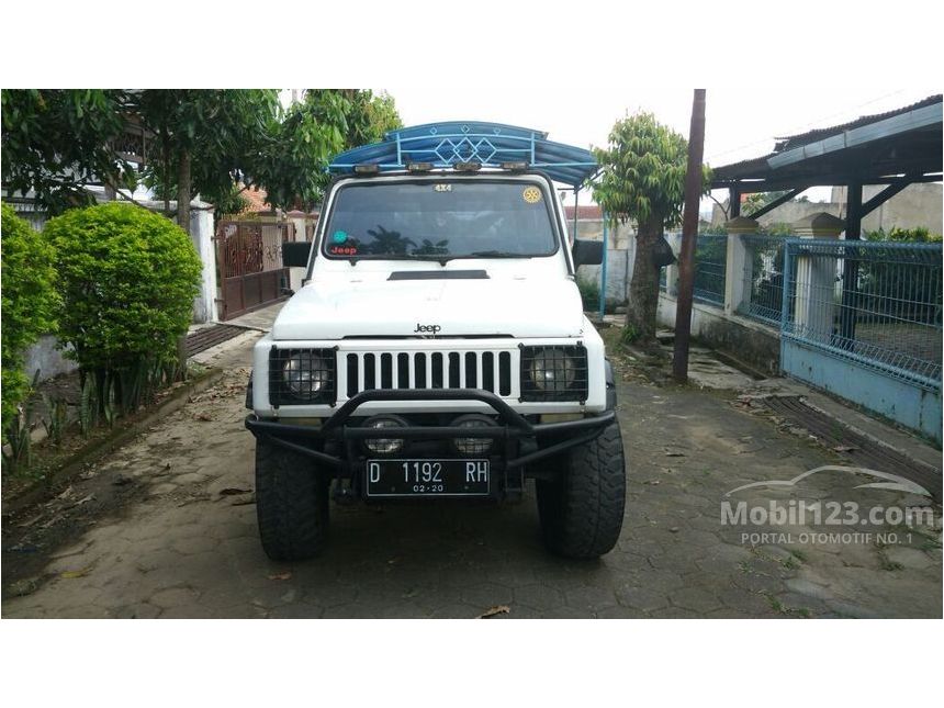 Jual Mobil  Suzuki  Jimny  1984 1 0 di Jawa  Barat  Manual Jeep 