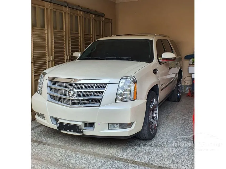 2012 Cadillac Escalade Platinum SUV
