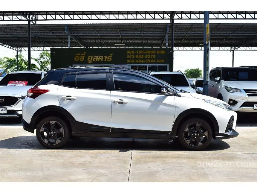 2023 Toyota YARIS Sport Premium X Hatchback