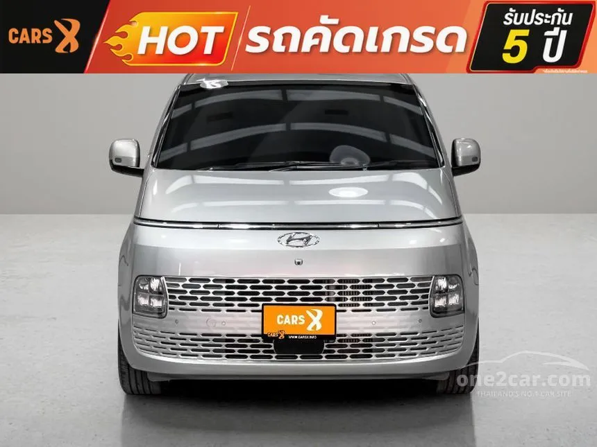 2024 Hyundai Staria SEL Van