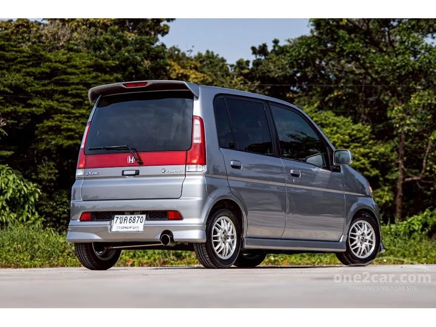 2002 Honda Life Dunk Turbo Hatchback