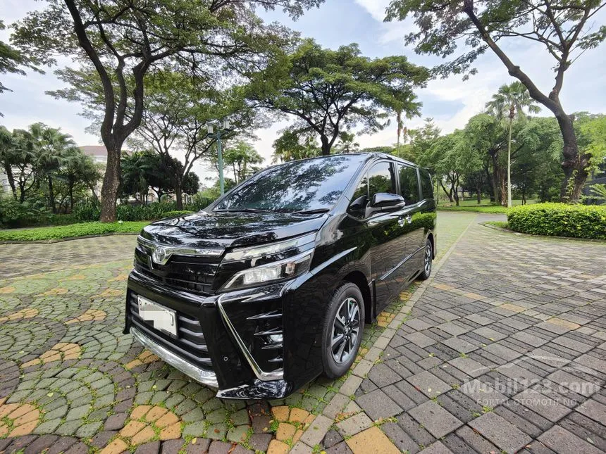 Jual Mobil Toyota Voxy 2018 2.0 di Banten Automatic Wagon Hitam Rp 330.000.000