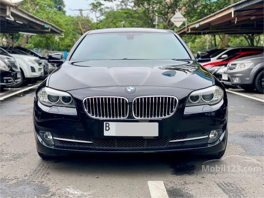 Jual Mobil BMW 520i 2013 Luxury 2.0 di DKI Jakarta Automatic Sedan Hitam Rp 259.000.000