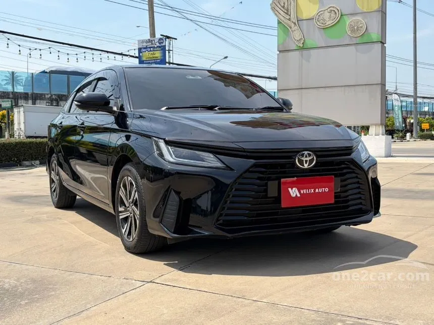 2023 Toyota Yaris Ativ Smart Sedan