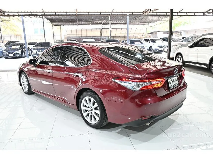 2018 Toyota CAMRY Hybrid Premium Sedan