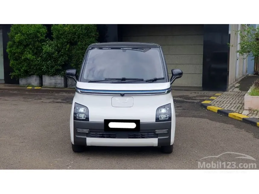 Jual Mobil Wuling Air EV 2023 Long Range di DKI Jakarta Automatic Hatchback Putih Rp 168.000.000