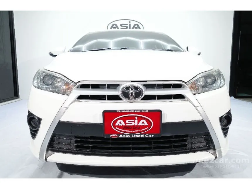 2014 Toyota YARIS G Hatchback