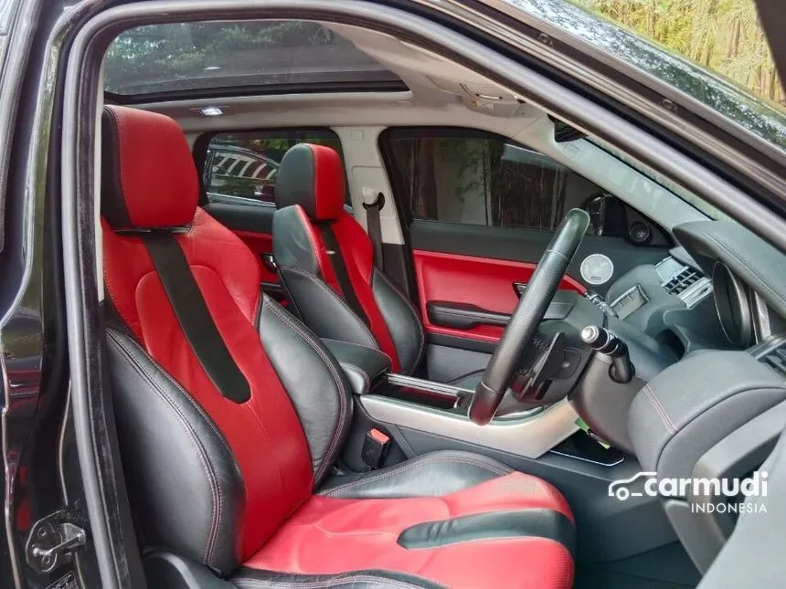2014 Land Rover Range Rover Evoque Dynamic Si4 SUV