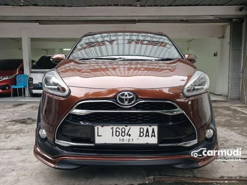 Jual Mobil Toyota Sienta 2017 Q 1.5 di Jawa Timur Automatic MPV Coklat Rp 185.000.000