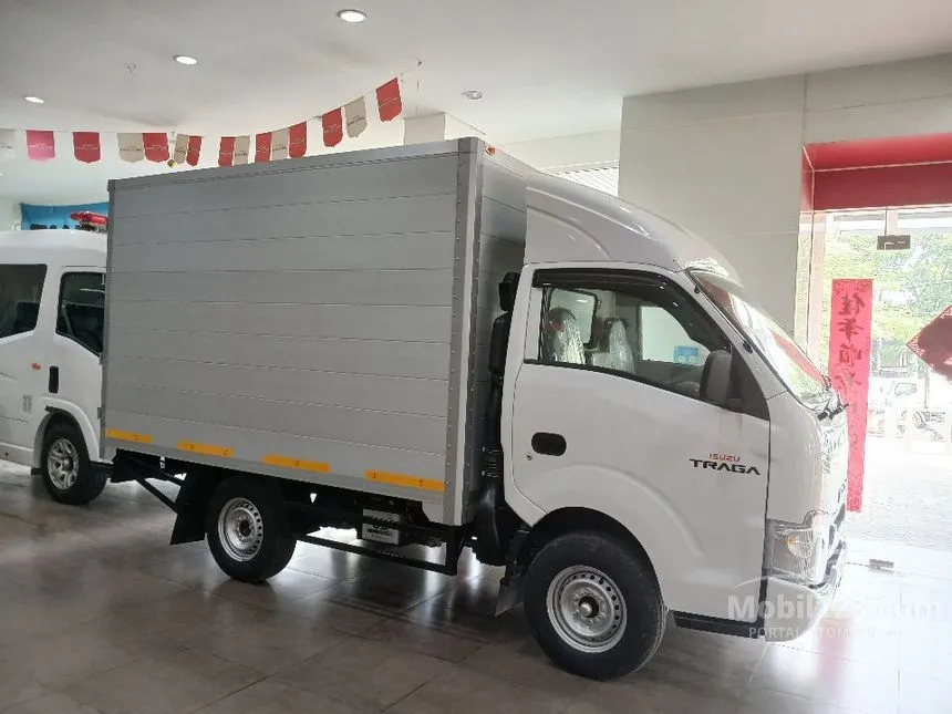 2025 Isuzu Traga Box Semi Aluminium Pickup