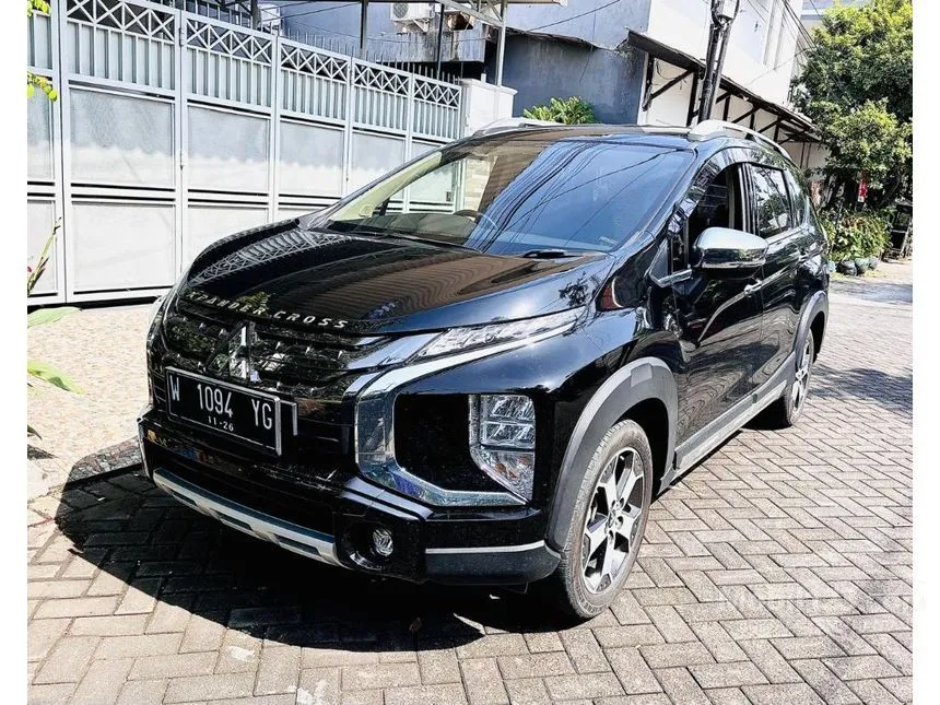 Jual Mobil Mitsubishi Xpander Cross 2021 Premium 1.5 di Jawa Timur Automatic MPV Putih Rp 255.000.000