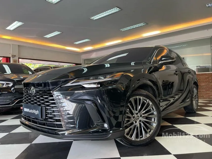 Jual Mobil Lexus RX 350h 2023 Luxury 2.5 di DKI Jakarta Automatic SUV Hitam Rp 1.465.000.000