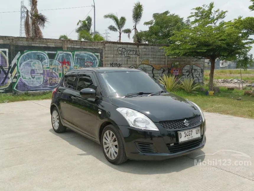 Jual Mobil Suzuki Swift 2013 GL 1.4 di Jawa Barat Automatic Hatchback Hitam Rp 109.000.000