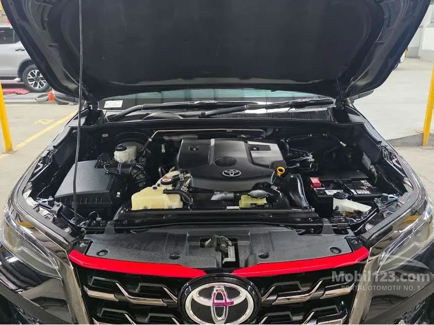 2021 Toyota Fortuner VRZ TRD 4X2 SUV