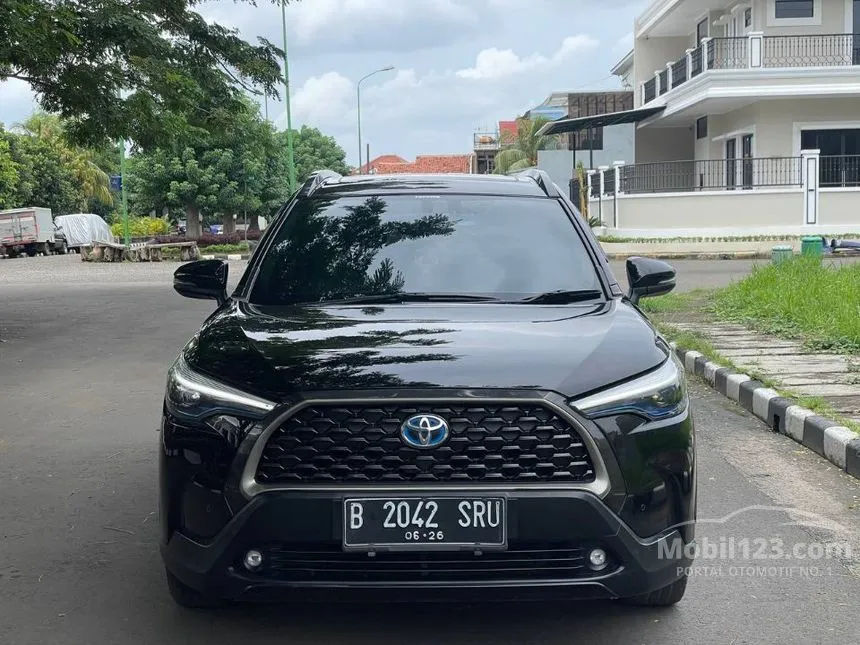 Jual Mobil Toyota Corolla Cross 2021 Hybrid 1.8 di DKI Jakarta Automatic SUV Hitam Rp 335.000.000